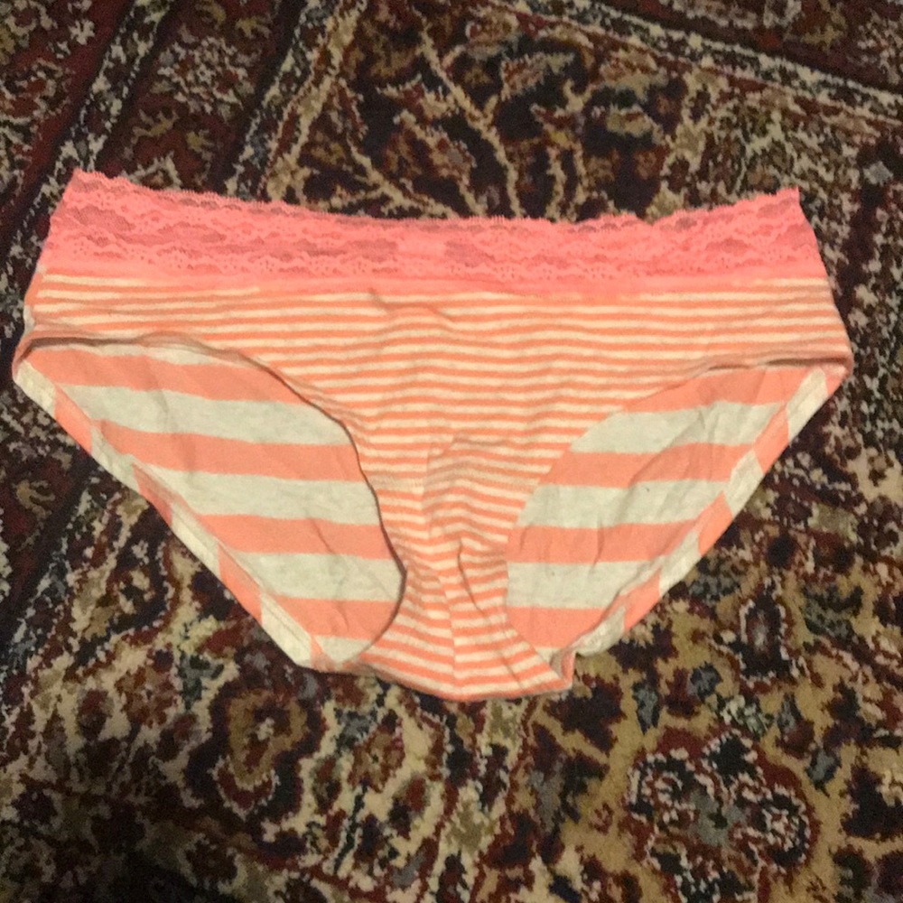Victoria’s Secret | Low Rise Hiphigger
